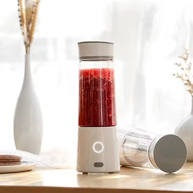 Rechargeable Personal Mini Size Smoothie USB Juicer Smoothie Battery Fruit Portable Blender Cup Baby Food Mixer