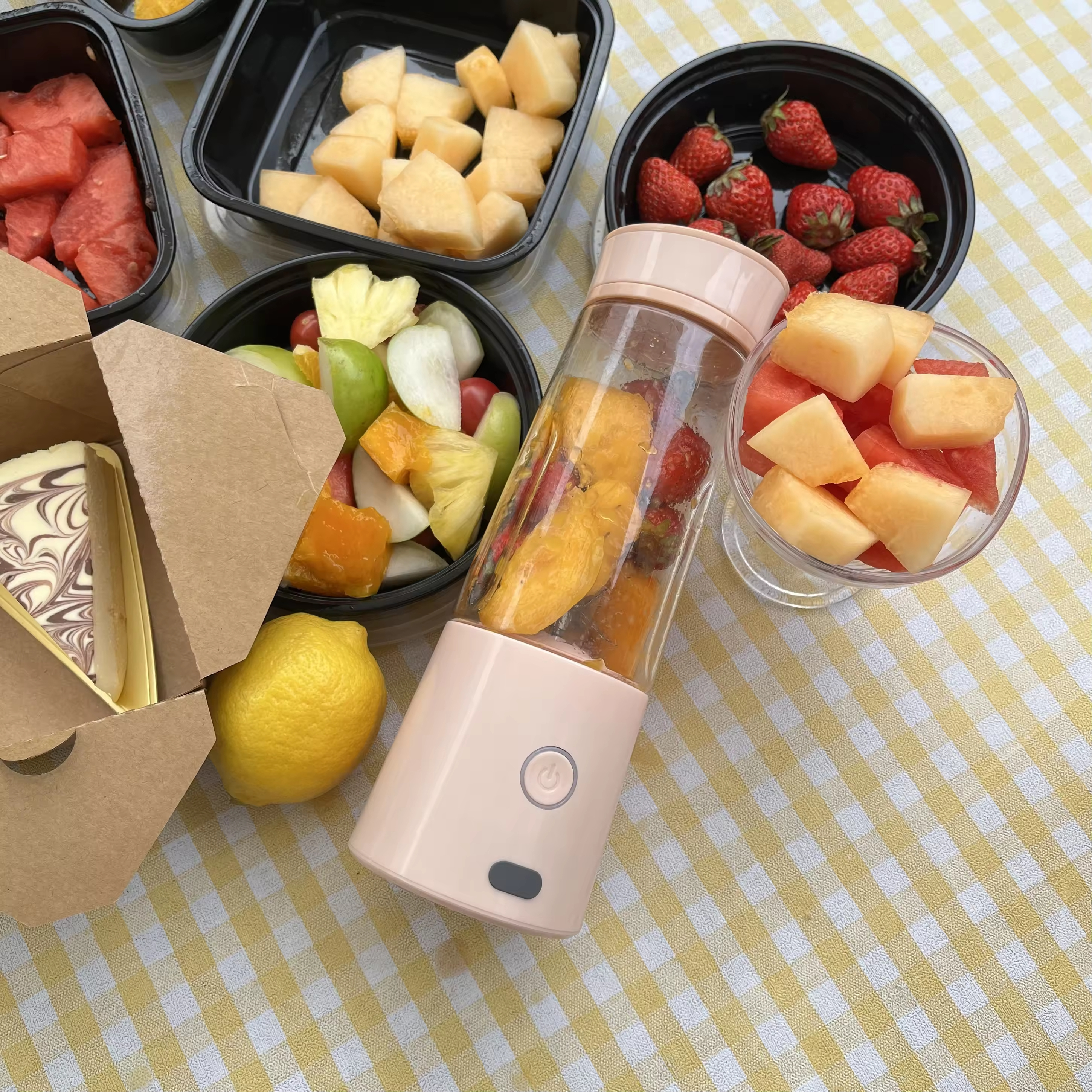 Rechargeable Personal Mini Size Smoothie USB Juicer Smoothie Battery Fruit Portable Blender Cup Baby Food Mixer