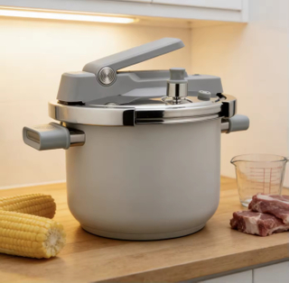 Pressure Cooker PFAS Free High Quality 18/8 Stainless Steel Gas Induction Compatible Pressure Cooker