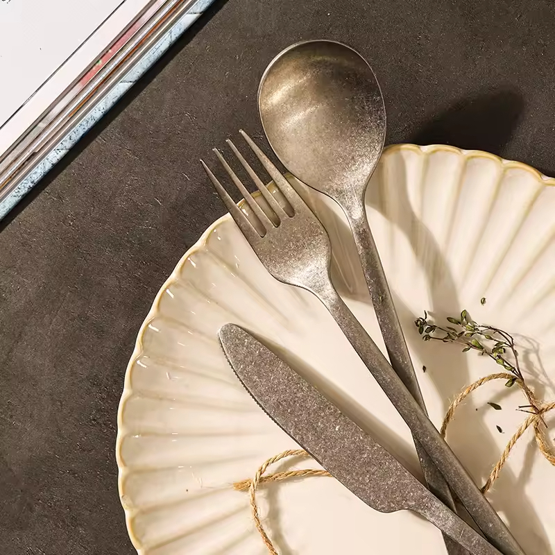 Retro Style Snowflake Gray High Quality Hotel Canteen Camping Stainless Steel Knife Coffee Serve Spoon and Fork Flatware Set