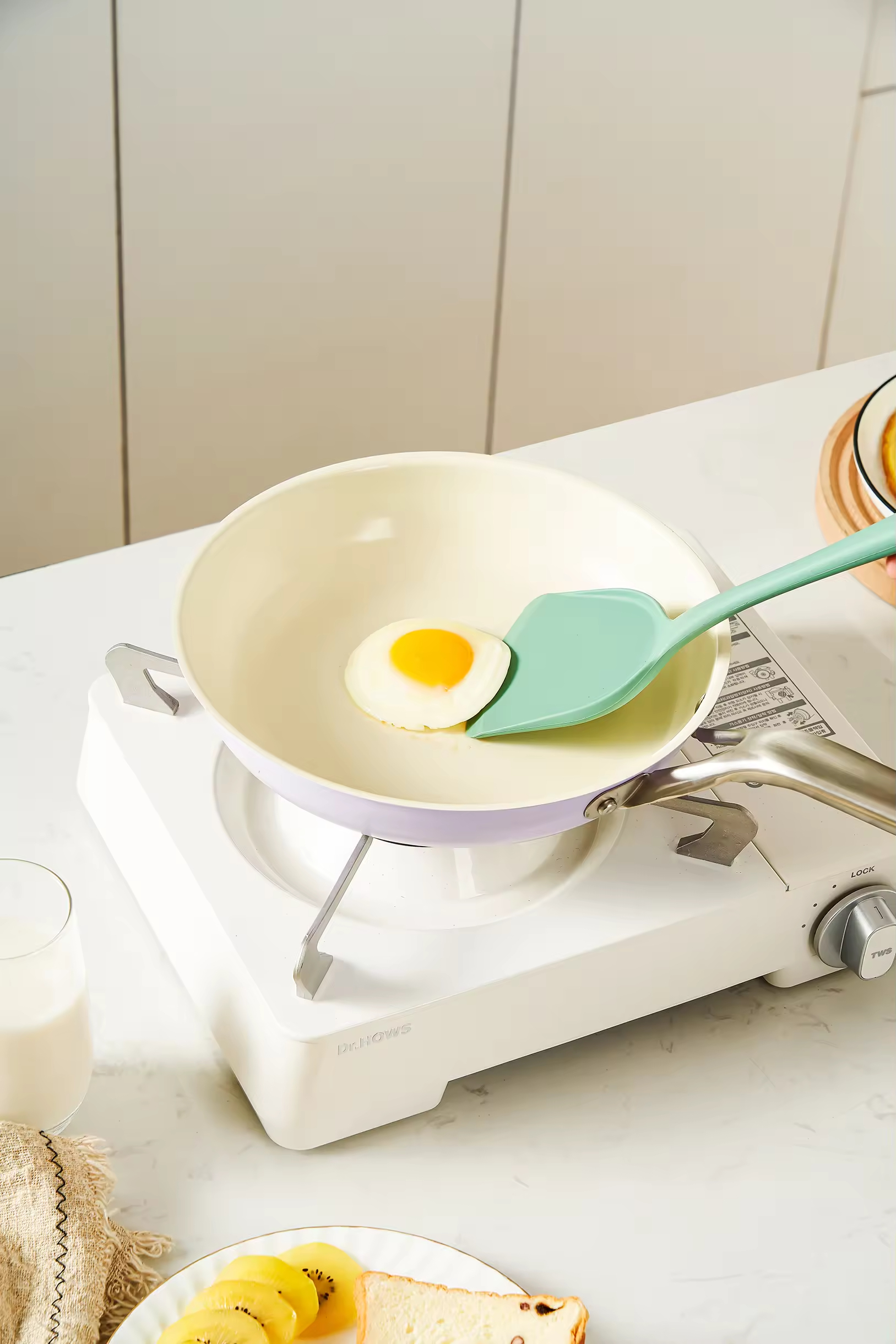 Latest Design Ceramic Coating 24cm Frying Pan Kitchen Cookware Stainless Steel Induction Fry Pan